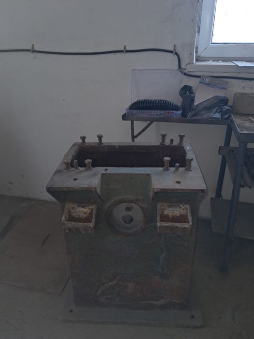 токарный станок