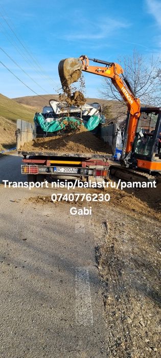 Transport basculabil si macara hidraulica