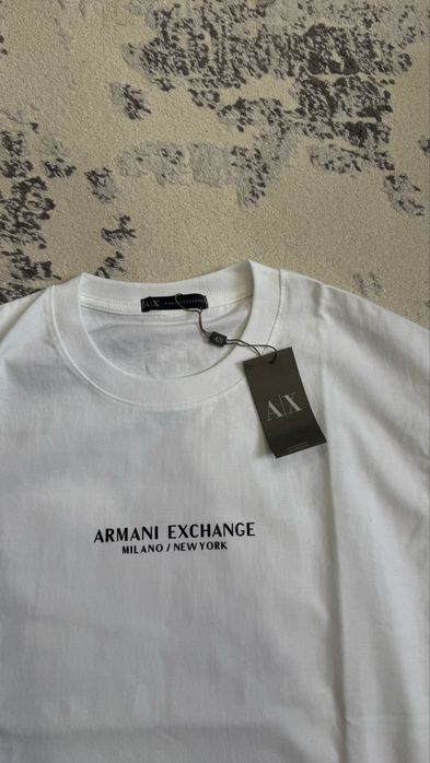 Armani Exchange футболка новая размер L