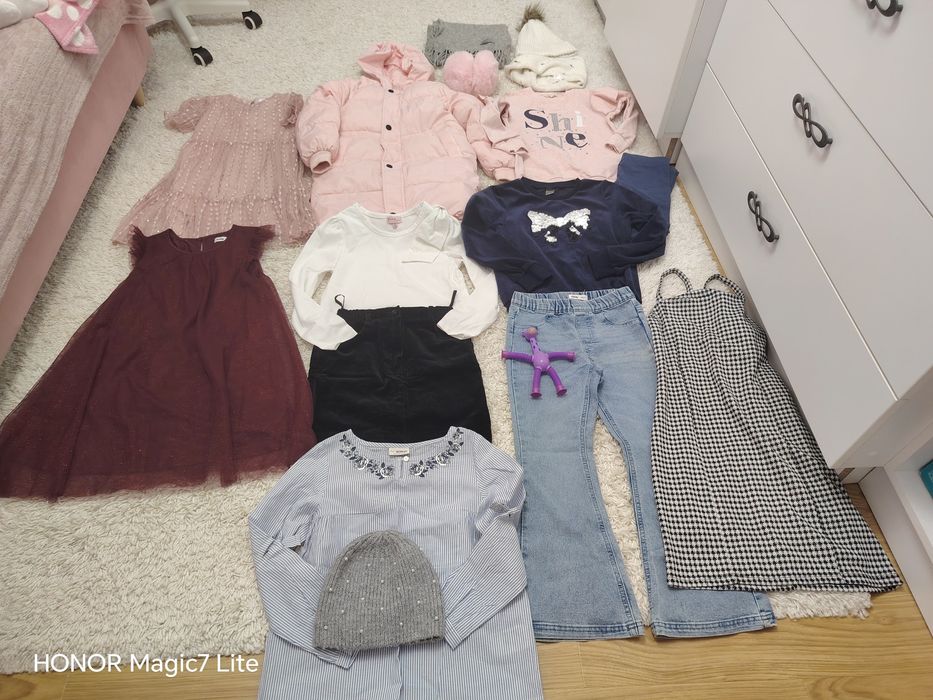 Lot hainute fetita 8 ani