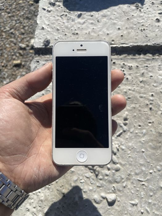 iPhone 5 xotirasi 16 GB batareya alishgan!