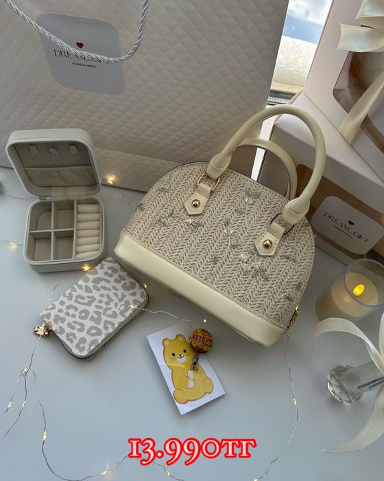 Подарочные боксы