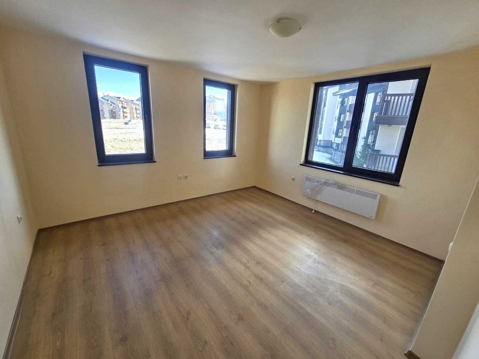 Ексклузивен тристаен апартамент с изумителна гледка в Банско