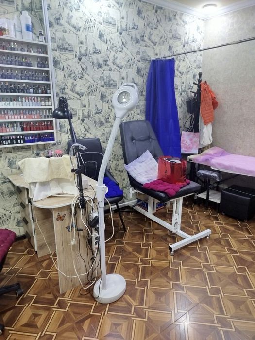 Продаётся Готовый бизнес Салон красоты и продуктовый магазин