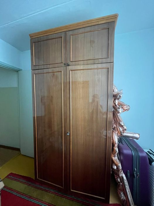 Продам два шкафа