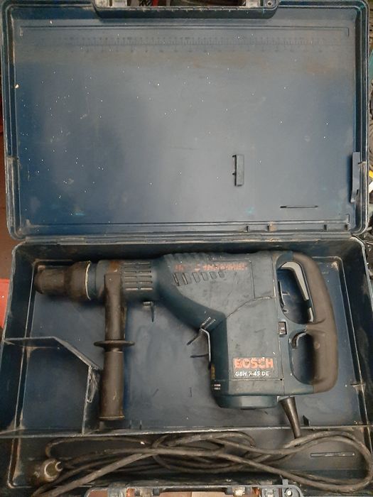 Перфоратор Бош GBH 7-45DE
