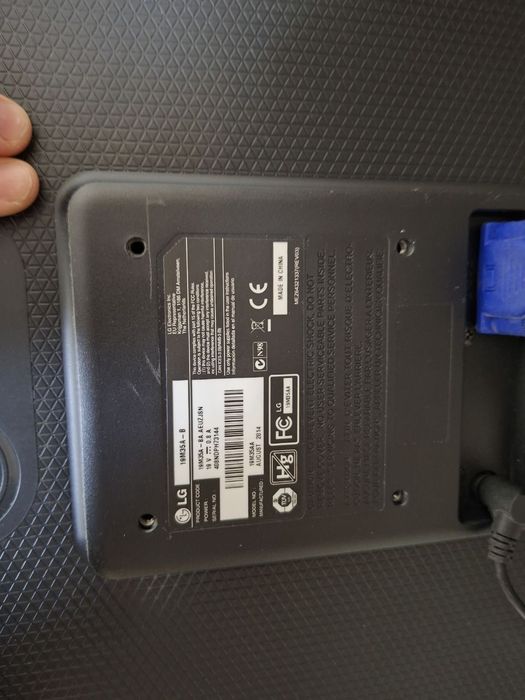 Полный комплект ПК: Системный блок, Монитор LG 19", клавиатура и мышь