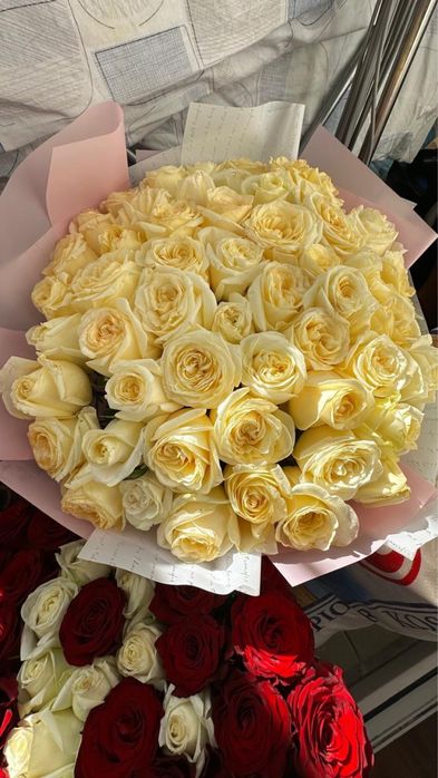 Продам 2 букета!