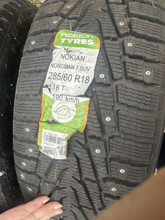 Продам шины  новые зимние R 18.60.