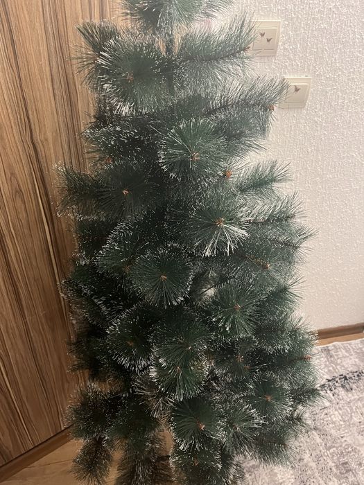 Коледна елха 140 см висока
