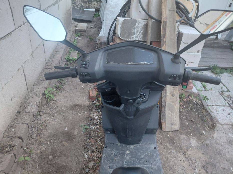 Электроскутер продам
