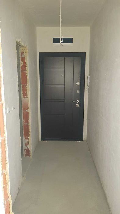 Продава се Едностаен апартамент в Пловдив, Централна гара - 41 кв.м за 2000 €/кв.м - Снимка #3