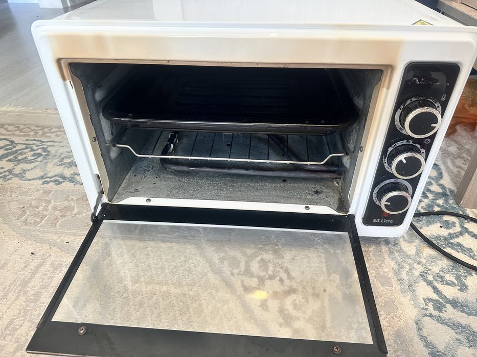 Продам Духовку за 15000