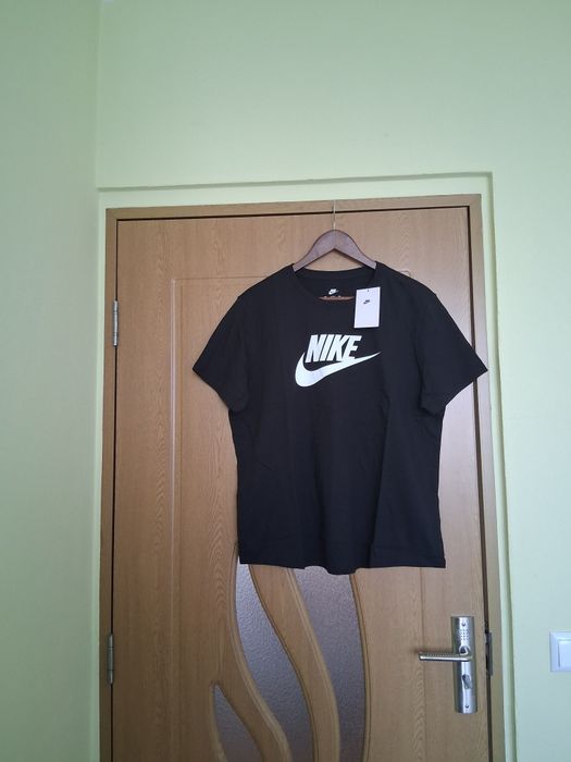 Tricou nike femei nou cu eticheta