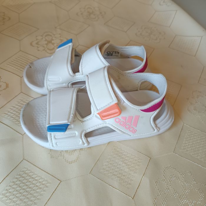 Sandale Adidas marimea 30