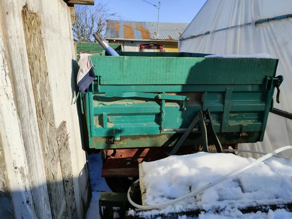 Vând remorca + disk