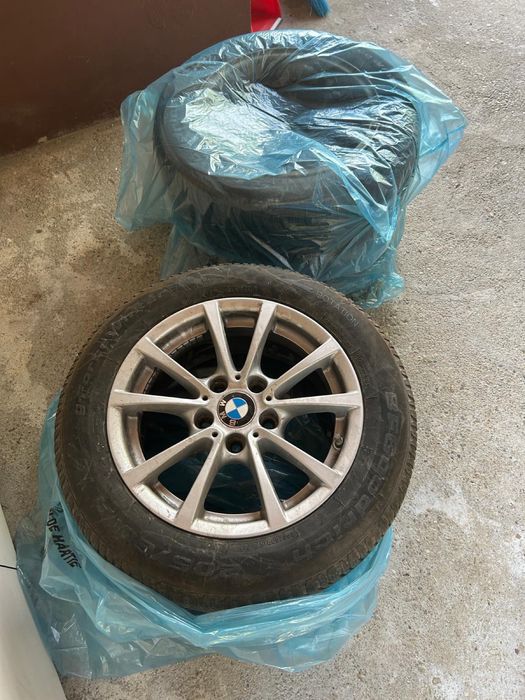 Roți Bmw complete cu anvelope iarnă 205 60 r16 bfgoodrich