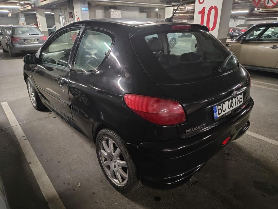 Peugeot 206 GTI (2.0benzina 136cp)