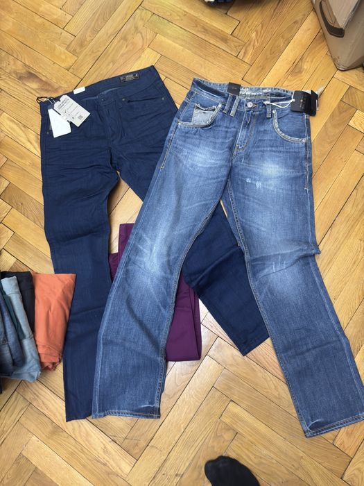 Stoc haine iarna noi cu eticheta (blugi,sacouri,pulovere)