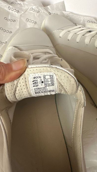 Продам Кеды ECCO