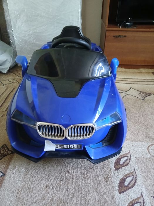 Детская машина BMW