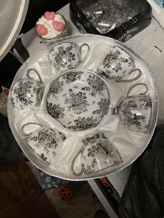 Сервиз от соц време