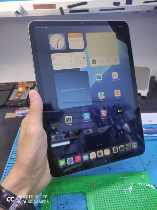 Ipad pro m1 2021 , 11 inch . Sim card.