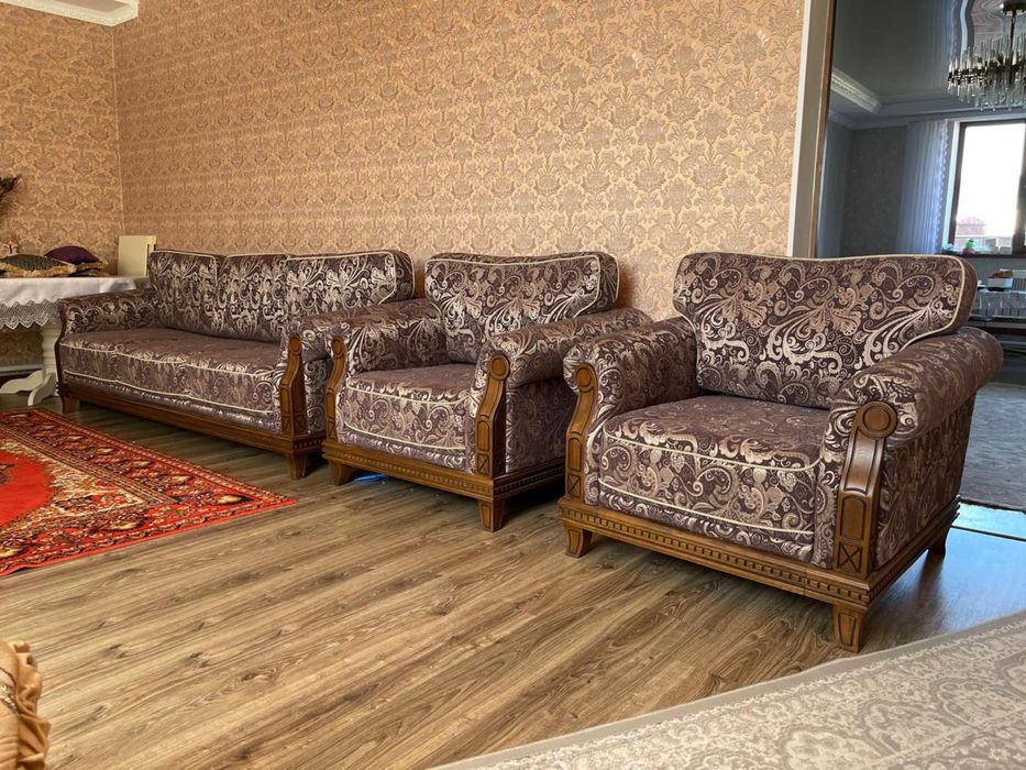 Продам диваны, стулья и кресло