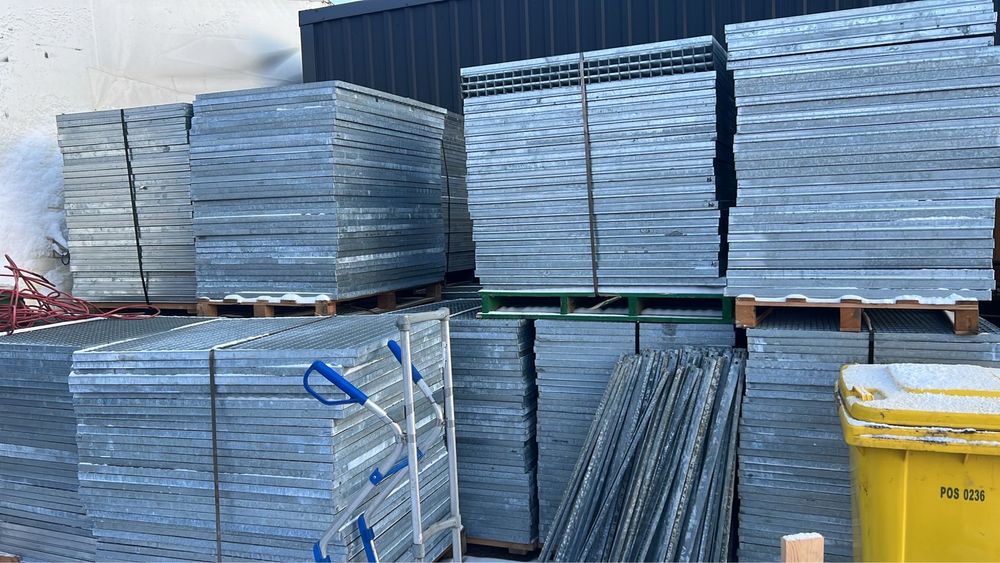 •	Grătar zincat canal scurgere spălătorie auto