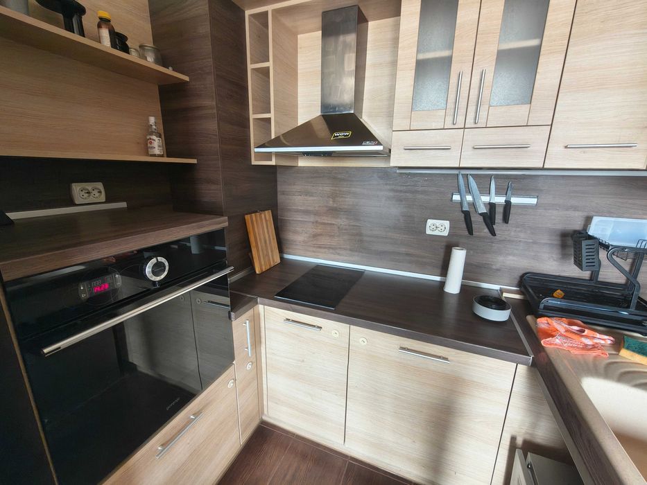 Дава се под наем Тристаен апартамент в Варна, Трошево - 65 кв.м за 548.25 € - Снимка #3