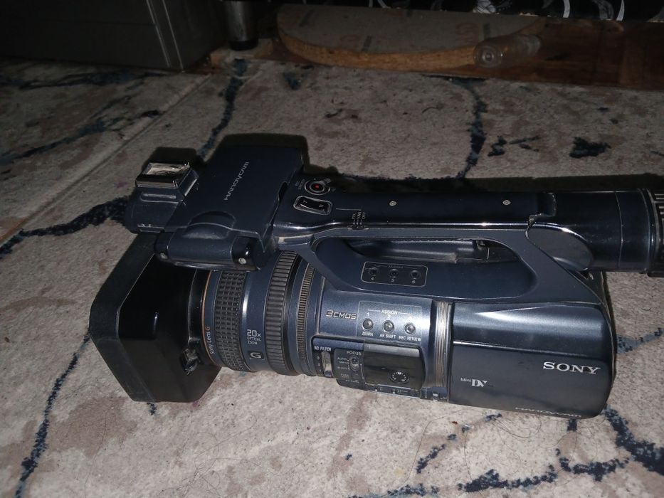 SONY DCR 2200 mini Dv cassette