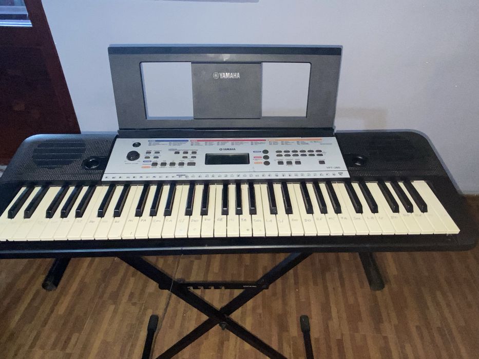 Vand orga la mana a doua , yamaha 36 de clape