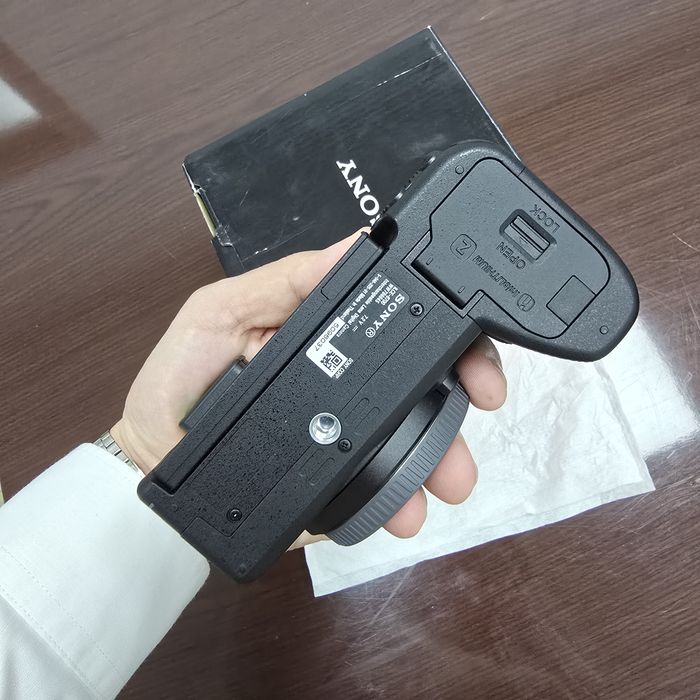 Sony a6700 в идеальном состоянии