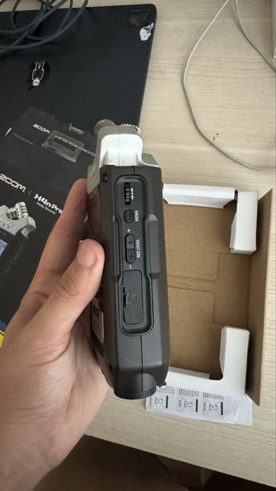 Zoom H4n pro Аудиорекордер