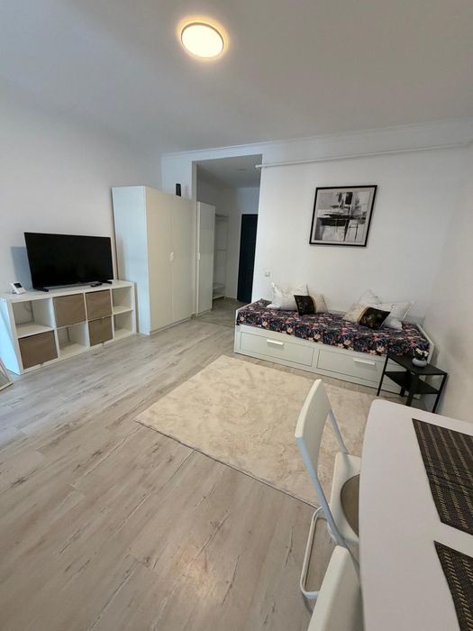 Proprietar, garsoniera in complex Avangarde City, Militari Residence