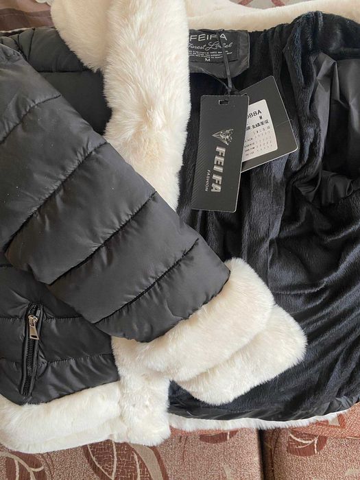 Женско яке марка FEIFA