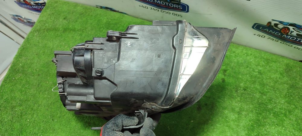 FAR DREAPTA HALOGEN AUDI A4 B6 / COD OEM 8E0941004F / 8E0990008F 2000-2004 (4F2)