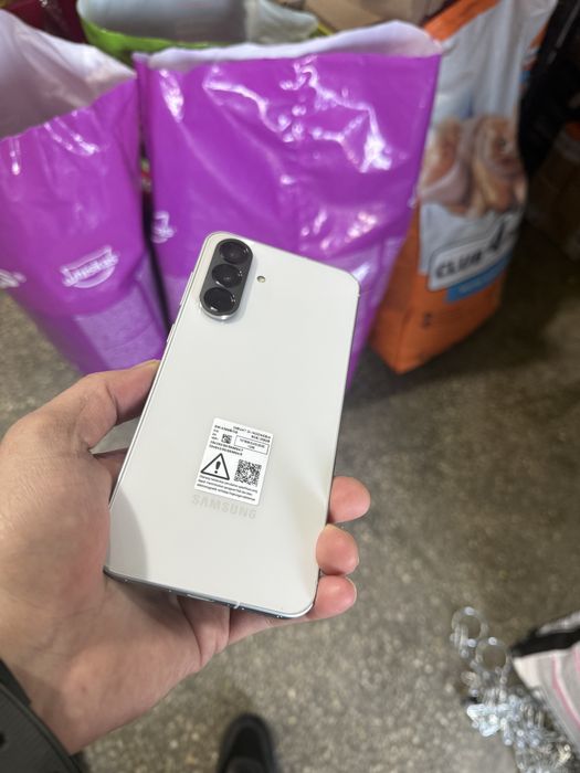 Самсунг А 56 . 8 G 256 Gb Холати Идеал