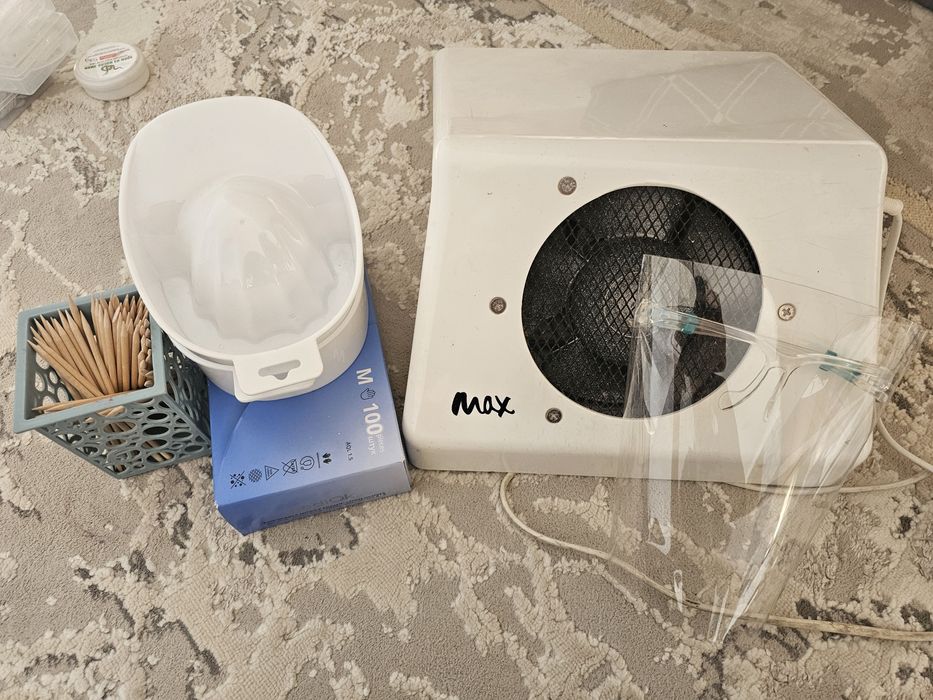 Все для маникюра.