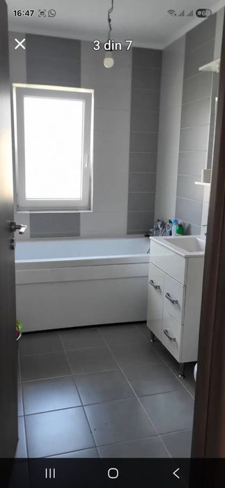 Închiriez apartament