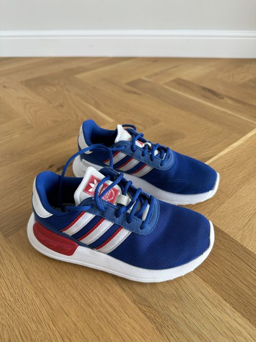 детски маратонки Adidas в отлично състояние, номер 30