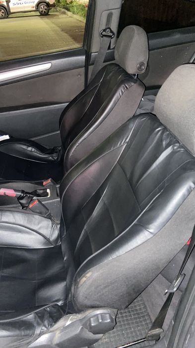 Opel Astra H GTC 1.9