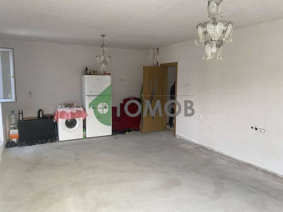 Продава се Двустаен апартамент в Шумен, Боян Българанов 1 - 59 кв.м за 1297 €/кв.м - Снимка #2