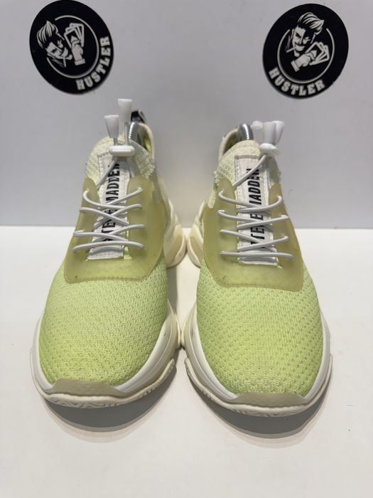 Сникърси STEVE MADDEN .Номер 37