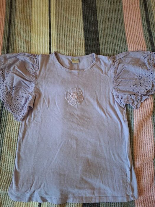 Продавам лот дрехи за момиче размер 134