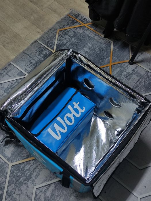 Продается термосумка Wolt
