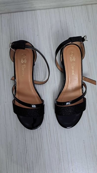 Pantofi fetițe marimea 34