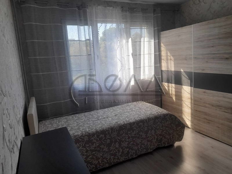 Продава се Тристаен апартамент в София, Слатина - 95 кв.м за 1990 €/кв.м - Снимка #9