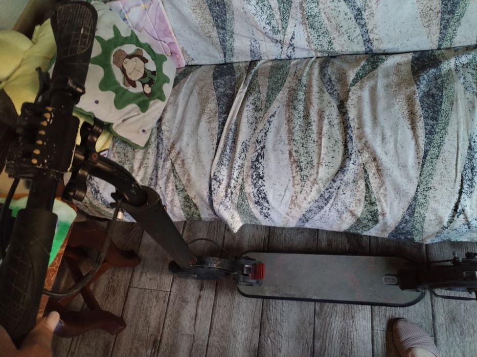 Самокат бу, в хорошем состоянии