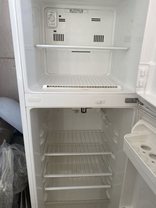 Продам  холодильник LG